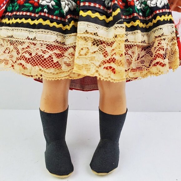 Czech Doll Lidova Tvorba VTG 60s UH Brod Traditional Outfit Moving Arms Legs 13" - Picture 9 of 14